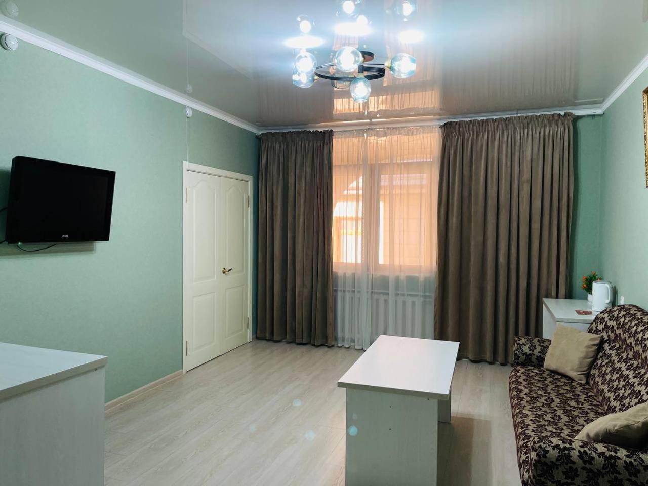 Green Hotel Tashkent Exterior photo