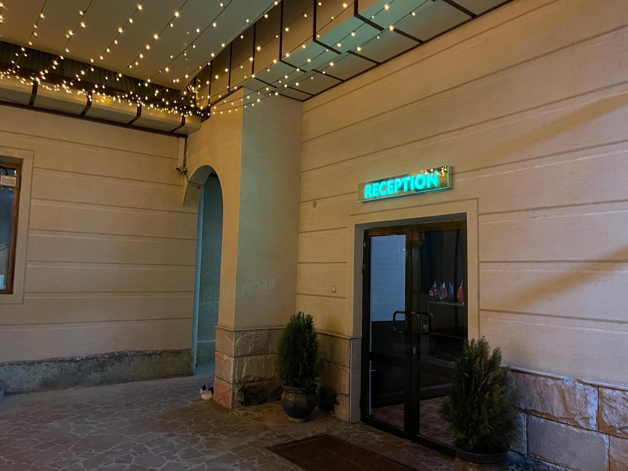 Green Hotel Tashkent Exterior photo